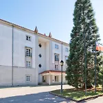 Lam Hotel