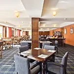Golden Tulip Hotel