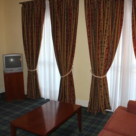 Hotel Golden Tulip & Caramulo