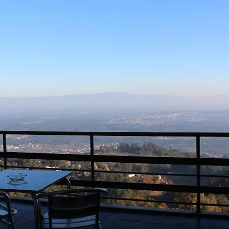 Golden Tulip & 4*