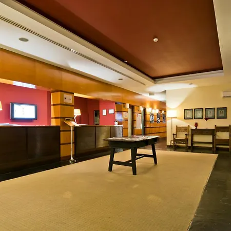 Golden Tulip & Caramulo