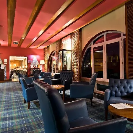 Golden Tulip &