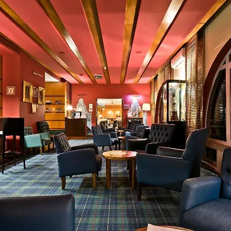 Hotel Golden Tulip & Caramulo