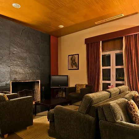 Golden Tulip Hotel