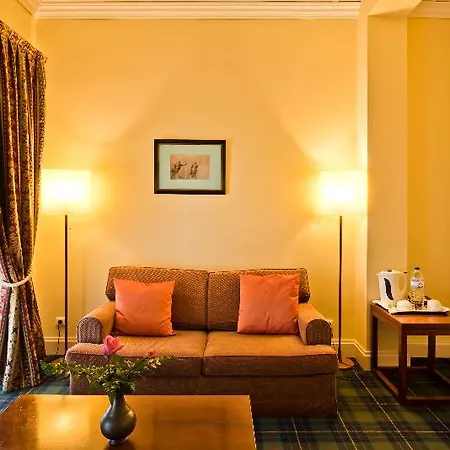 Golden Tulip & Hotel Caramulo