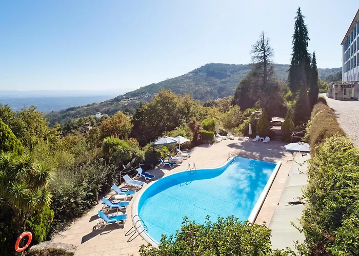 Golden Tulip Caramulo