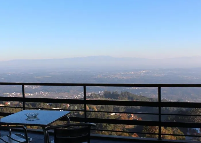 Golden Tulip 4*