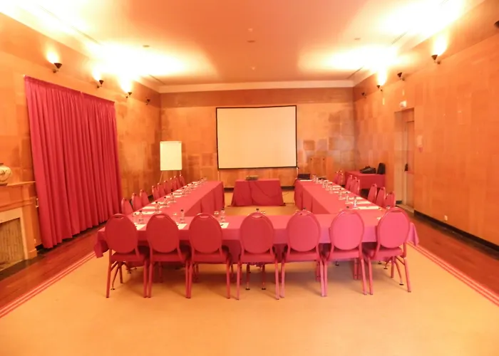 Otel Golden Tulip Caramulo