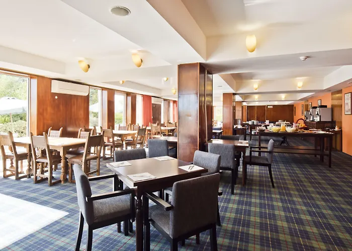 Golden Tulip 酒店 4*